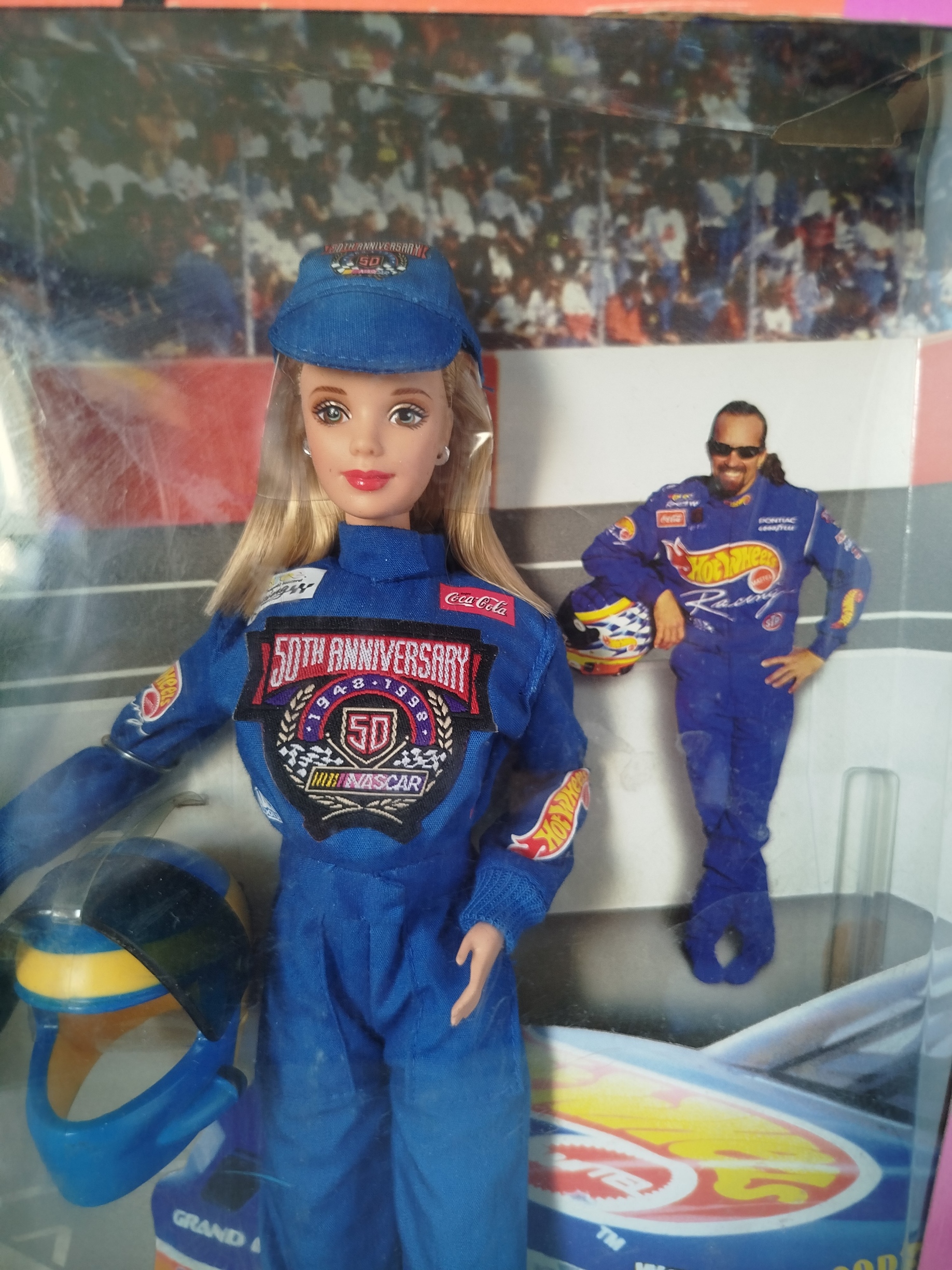 Barbie  -  Coleccionista NASCAR 50 Aniversario 