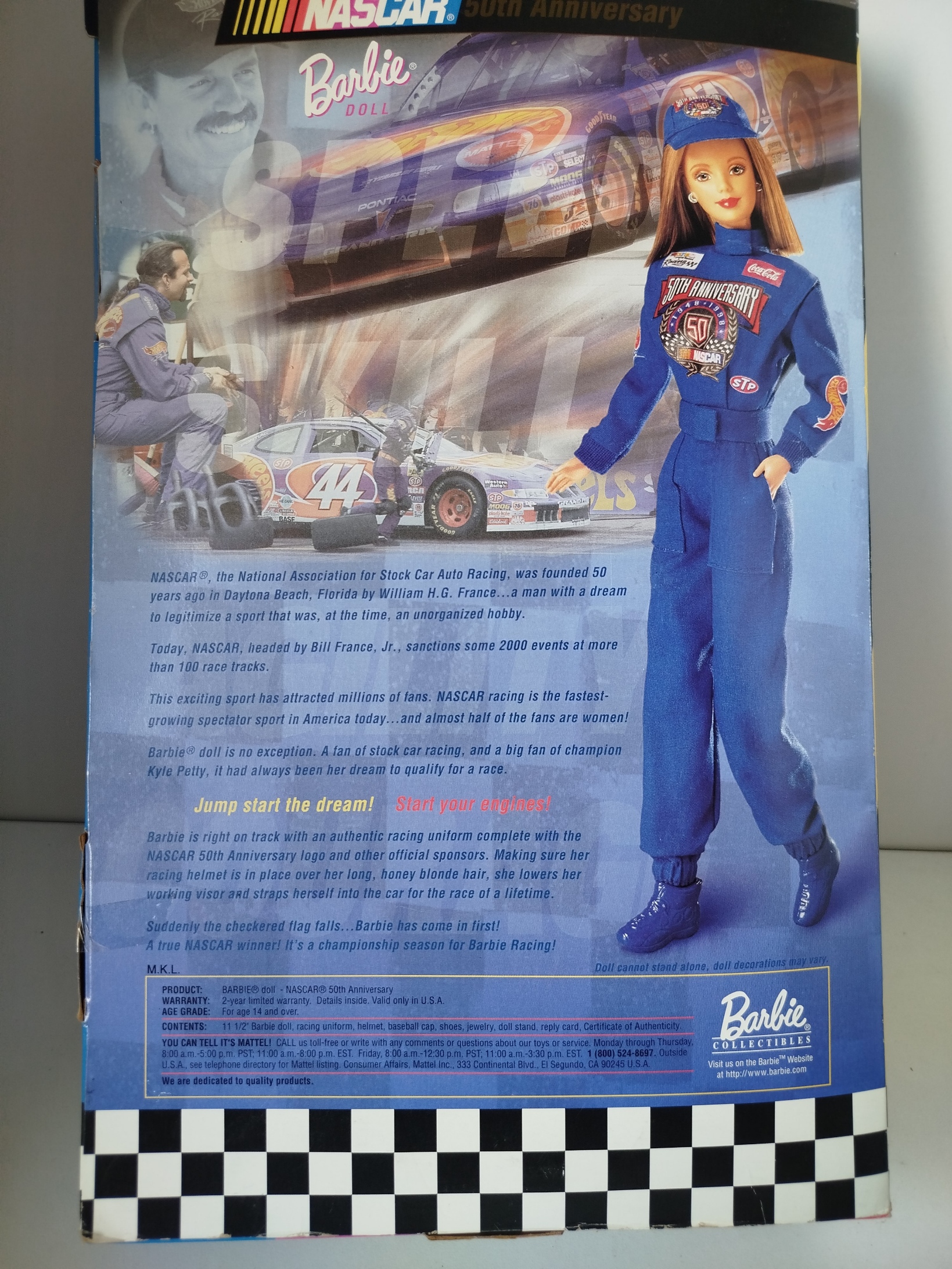 Barbie  -  Coleccionista NASCAR 50 Aniversario 